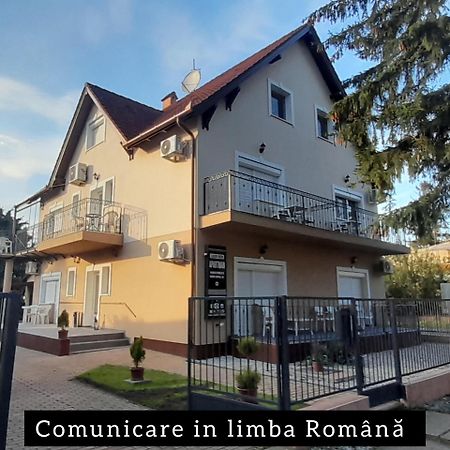 Hajdúszoboszló Gabor Aron Apartment المظهر الخارجي الصورة