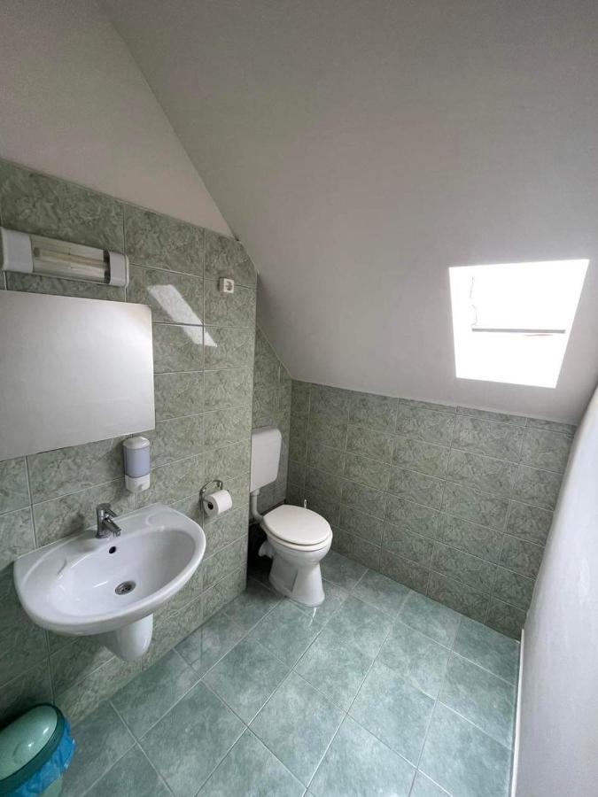 Hajdúszoboszló Gabor Aron Apartment المظهر الخارجي الصورة